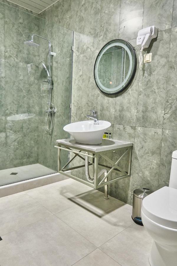21 Rooms Hotel Gjoumri Kültér fotó